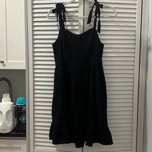 Old navy cami tie dress - never worn! Tags still on.